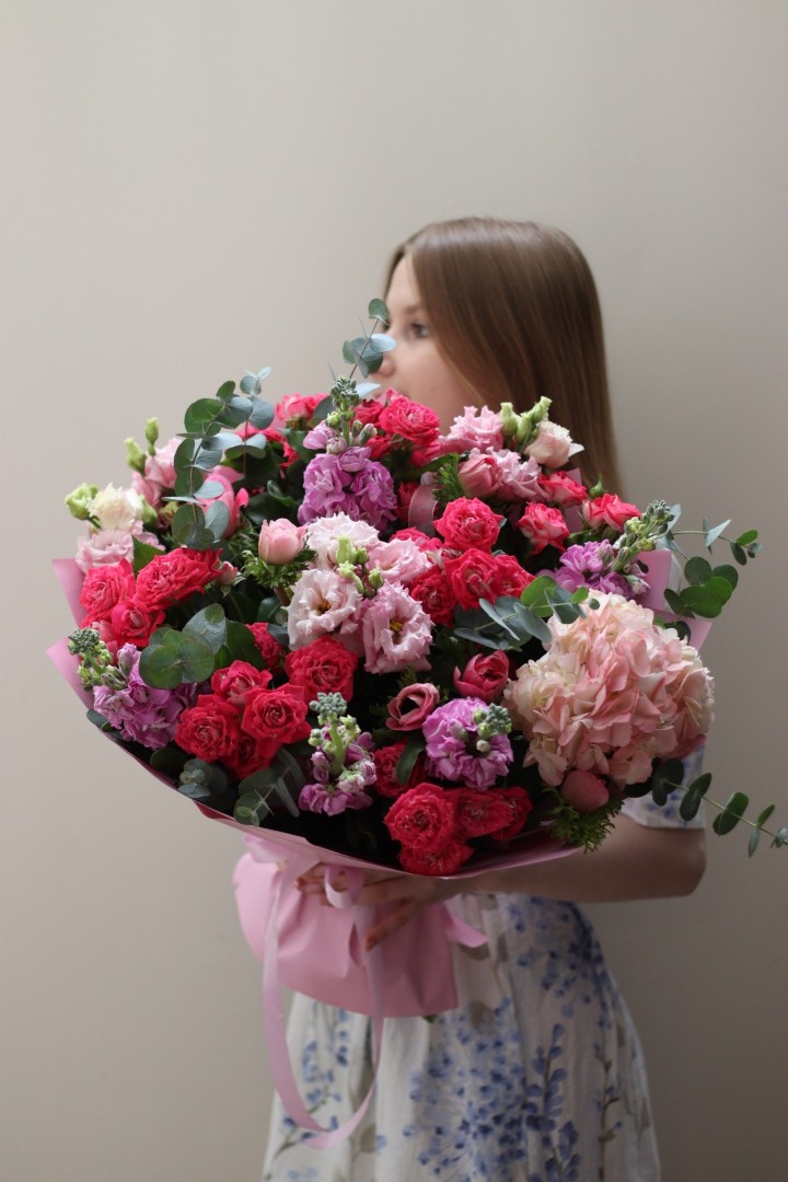 Букет с гортензией 