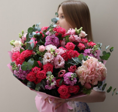 Букет с гортензией 