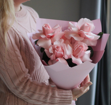 Букет из 5-ти французских роз Би Свит