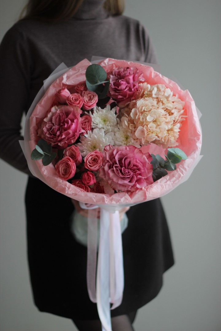 Букет с гортензией 