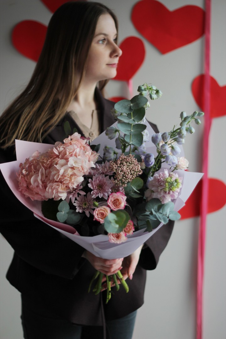 Букет с гортензией 