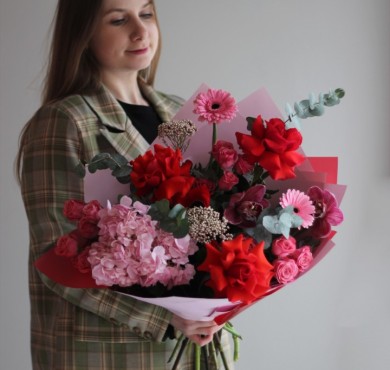 Букет с гортензией 